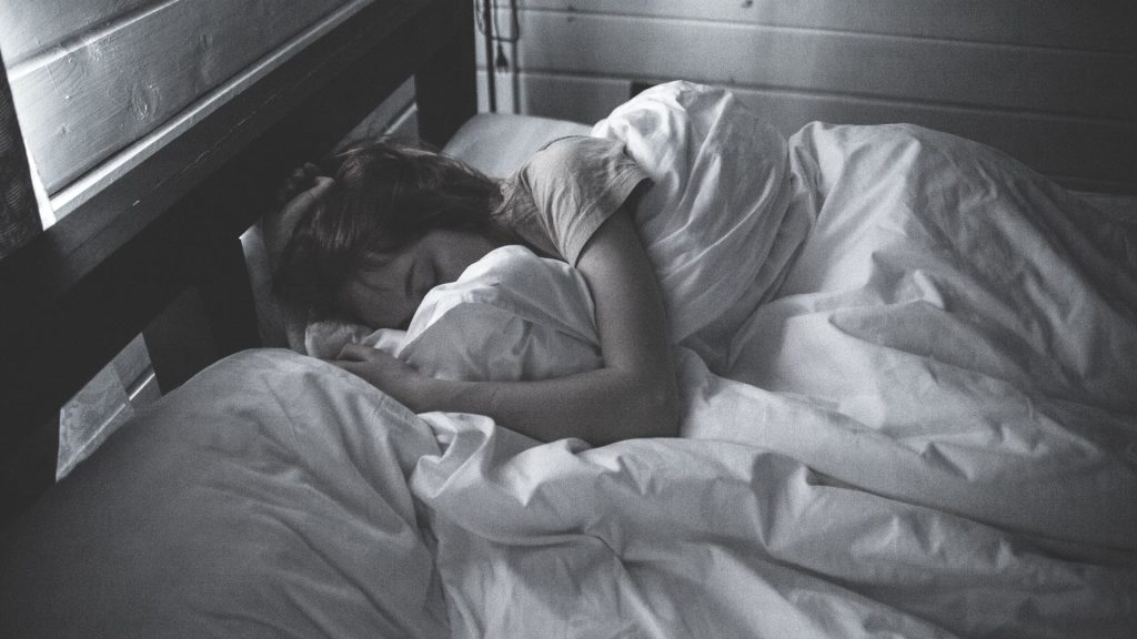 Creepy and unsettling things that happen when you sleep beside a narcissist